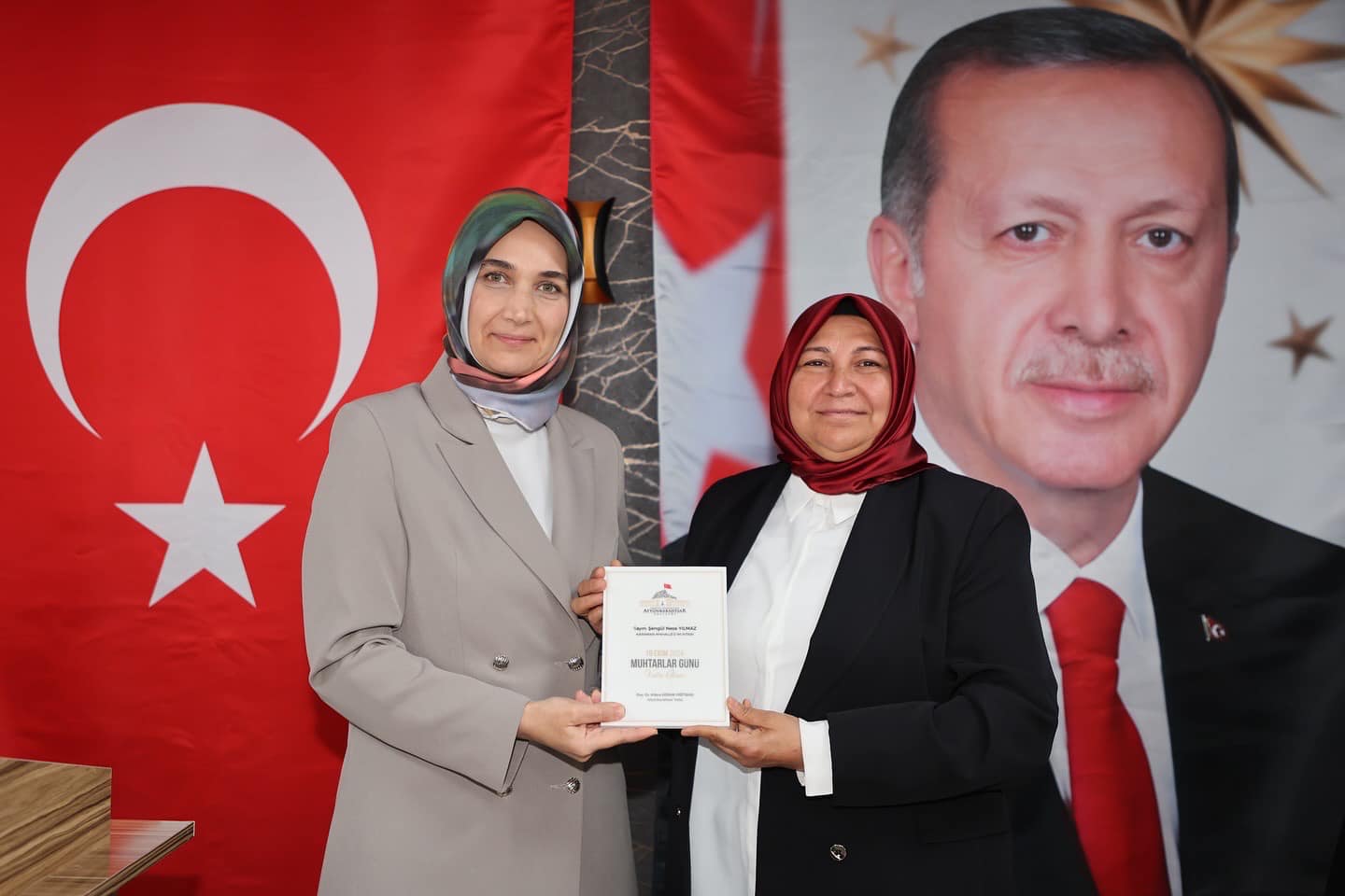 DEVLET ANA MUHTARLARLA BİR ARAYA GELDİ