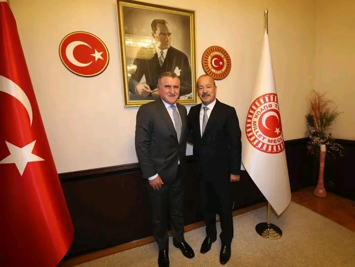 Bakan Bak’a Bir Ziyarette MHP’li Taytak’tan Geldi