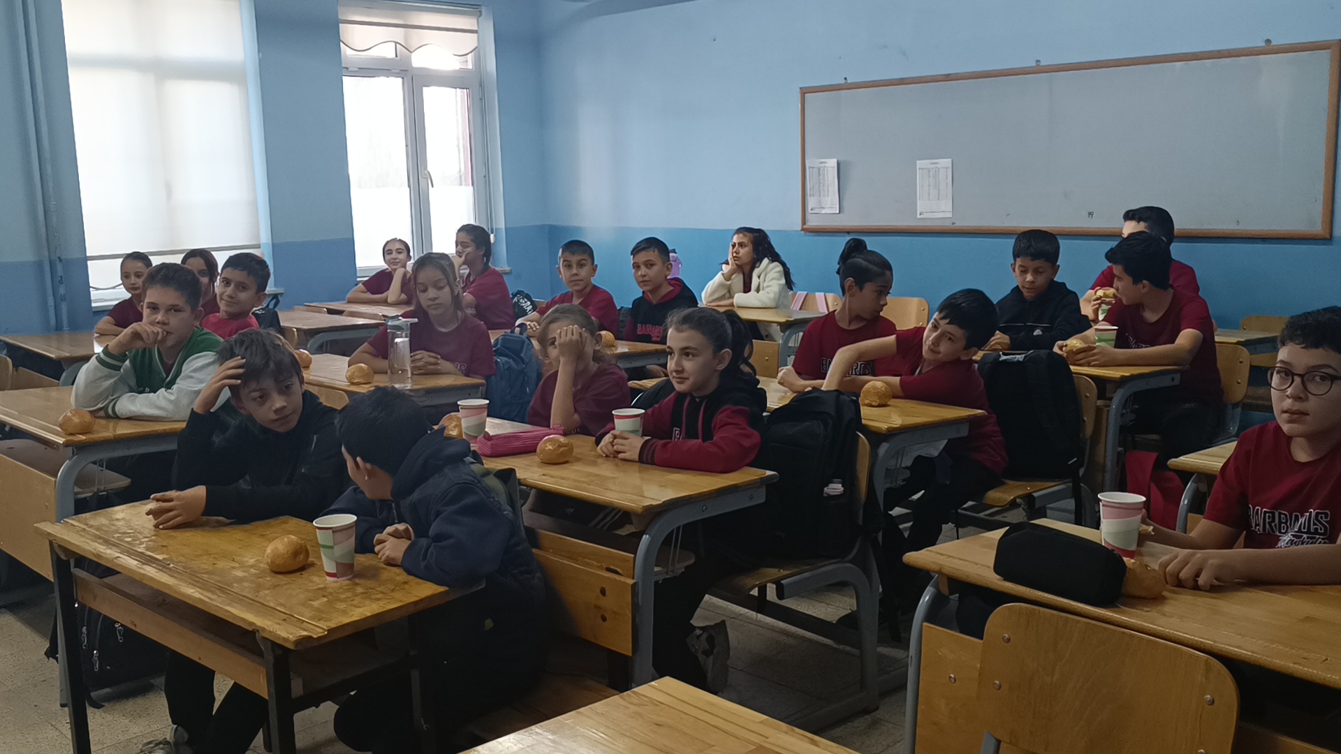Sandıklı'da öğrencilere çorba ikramı yapılıyor: Kahvaltı Alışkanlığına Destek