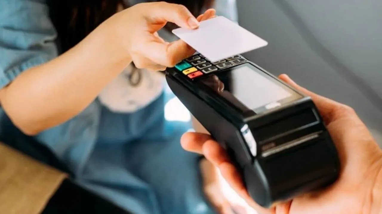 7 bin liranın üzerindeki ödeme işlemlerinin banka aracılığıyla yapılması artık zorunlu