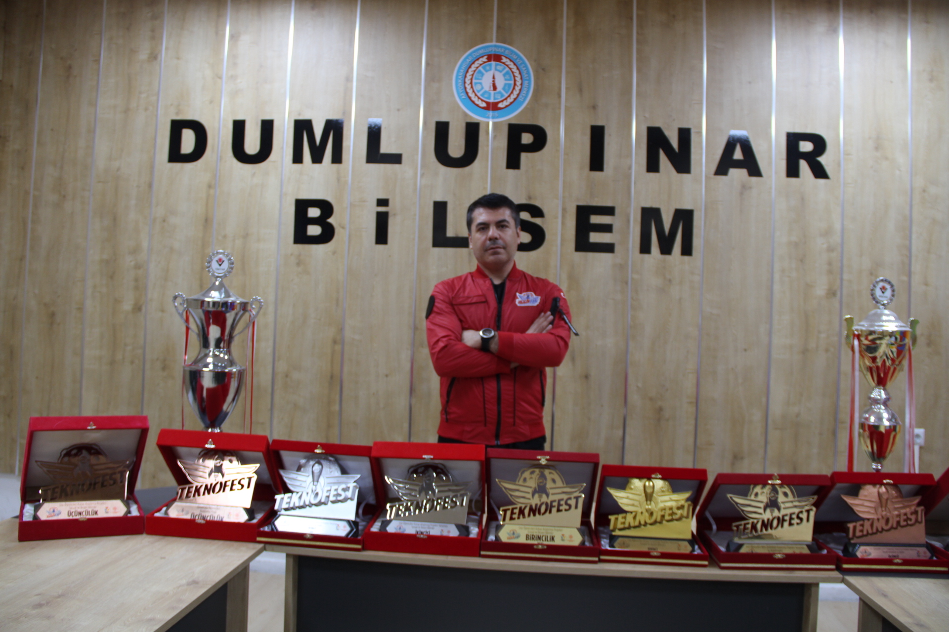 GELECEĞİN BİLİM İNSANLARI DUMLUPINAR BİLSEM'DE YETİŞİYOR