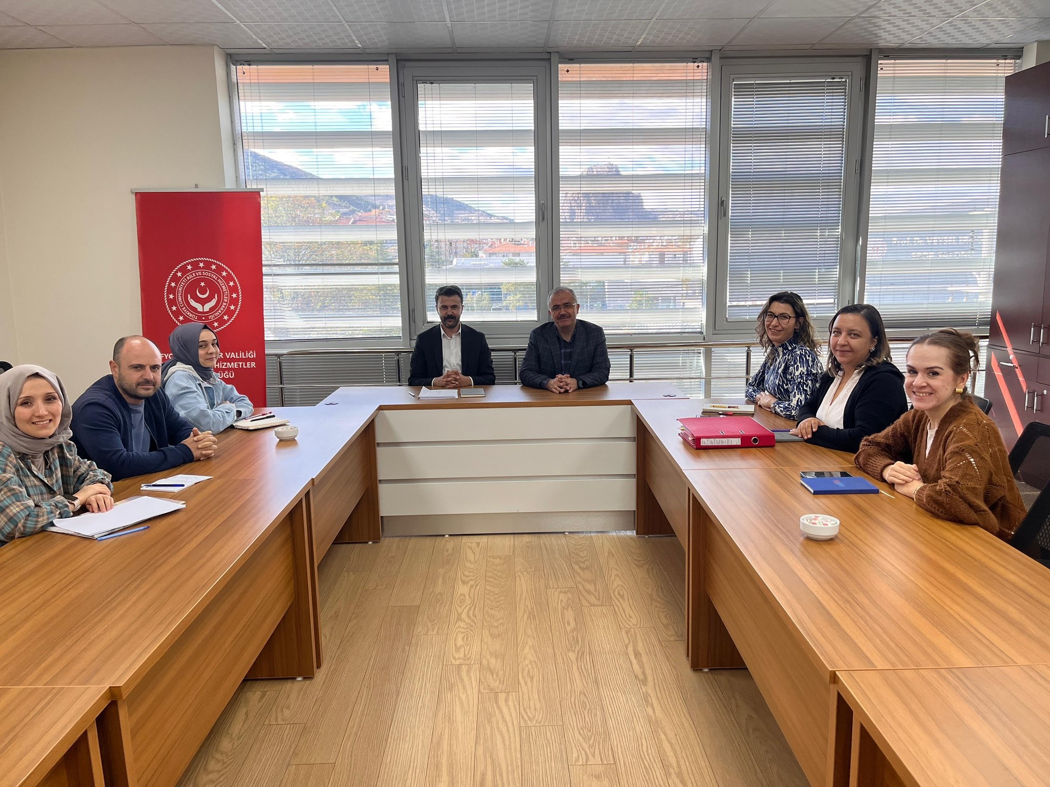 İL MÜDÜRÜ ÇALIŞANLARINA TEŞEKKÜR ETTİ