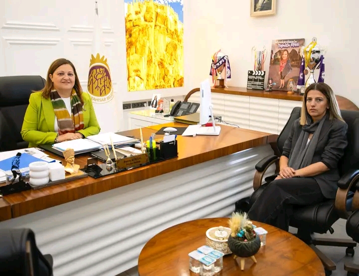 BAŞKAN KÖKSAL, ÖZDENKÇİ’Yİ MİSAFİR ETTİ