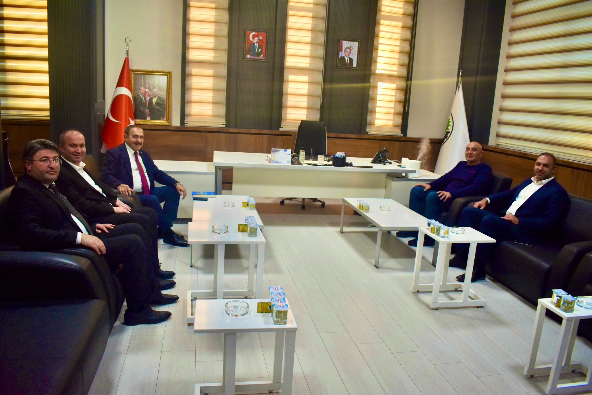 Prof. Dr. Veysel Eroğlu’ndan Afyonkarahisar Ticaret Borsası Başkanı Mehmet Mühsürler’e Ziyaret