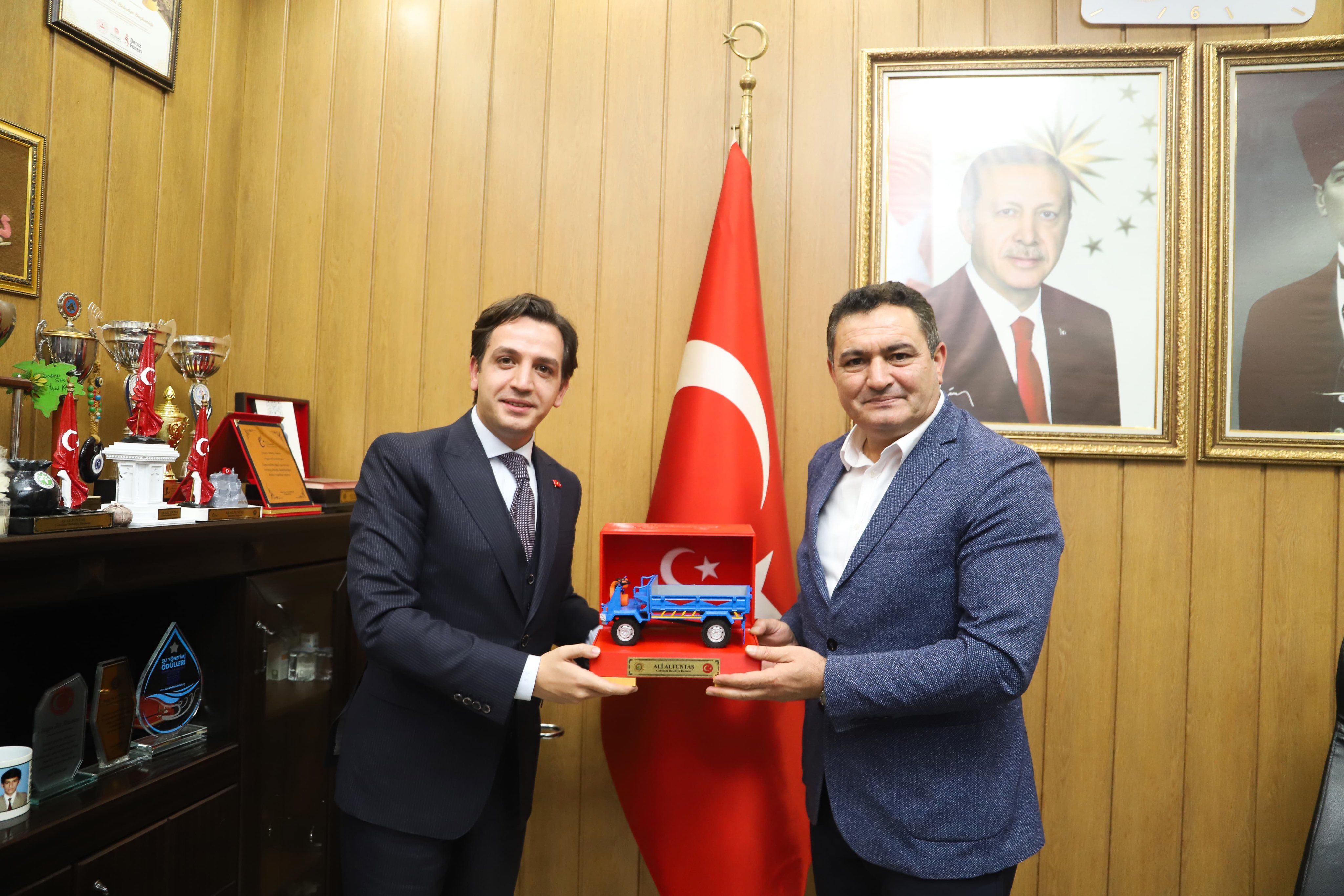 Başkan Altuntaş’tan Kaymakam Akpınar’a Veda Ziyareti