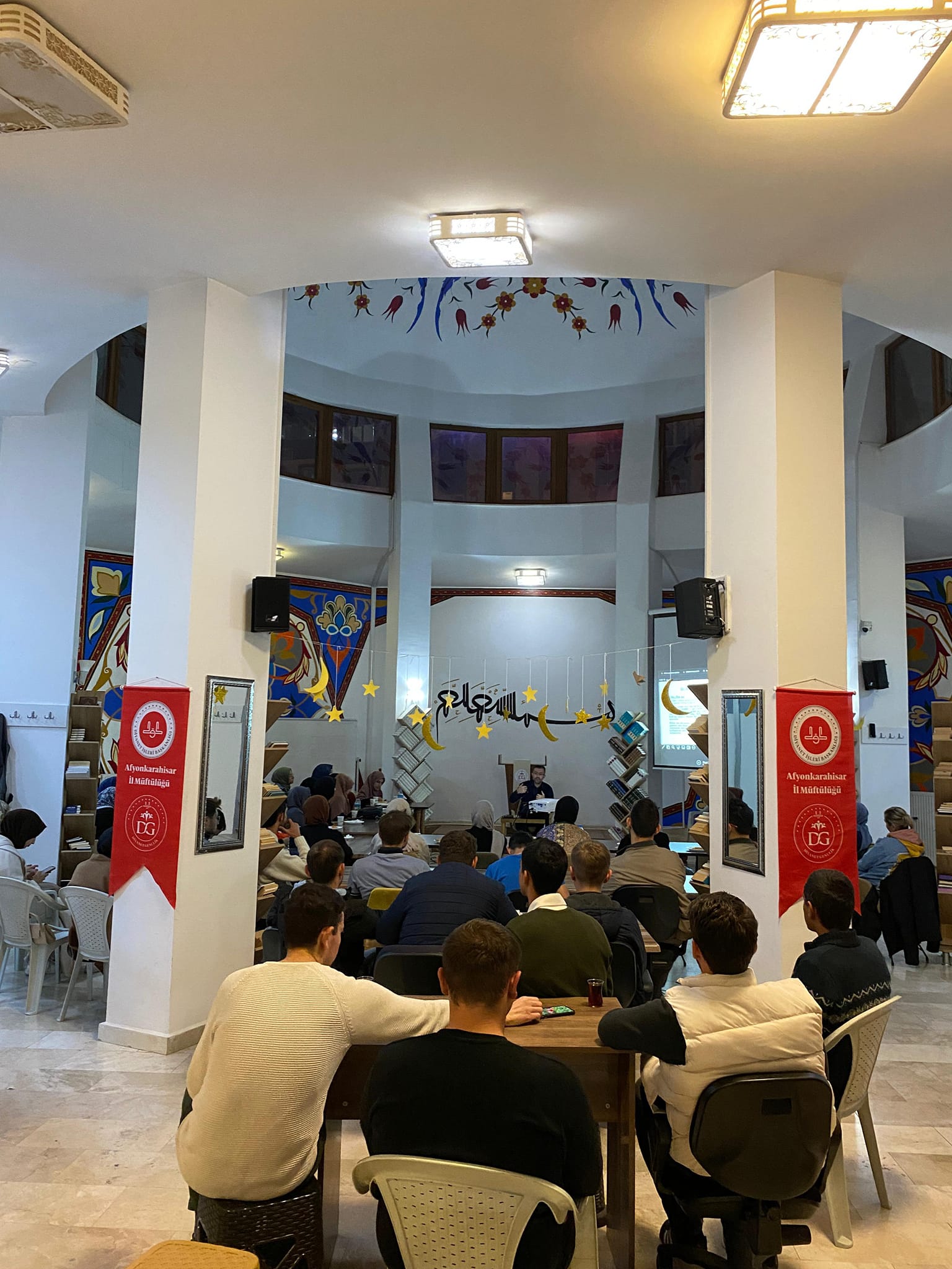 Diyanet Gençlik Merkezinde “Akademik Söyleşiler” Serisi Başladı
