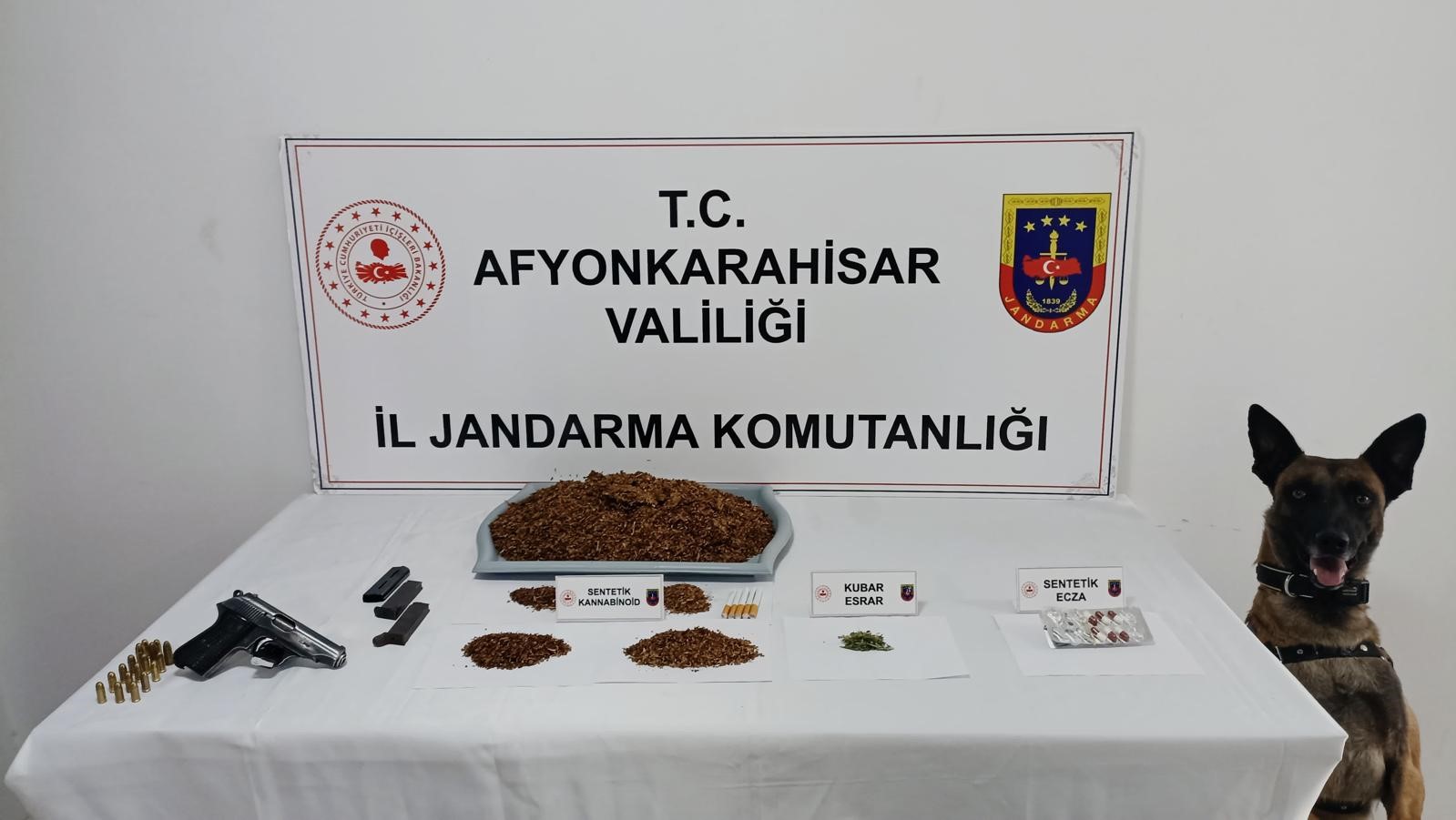 Uyuşturucu Satışı İddiasıyla Jandarmadan Baskın