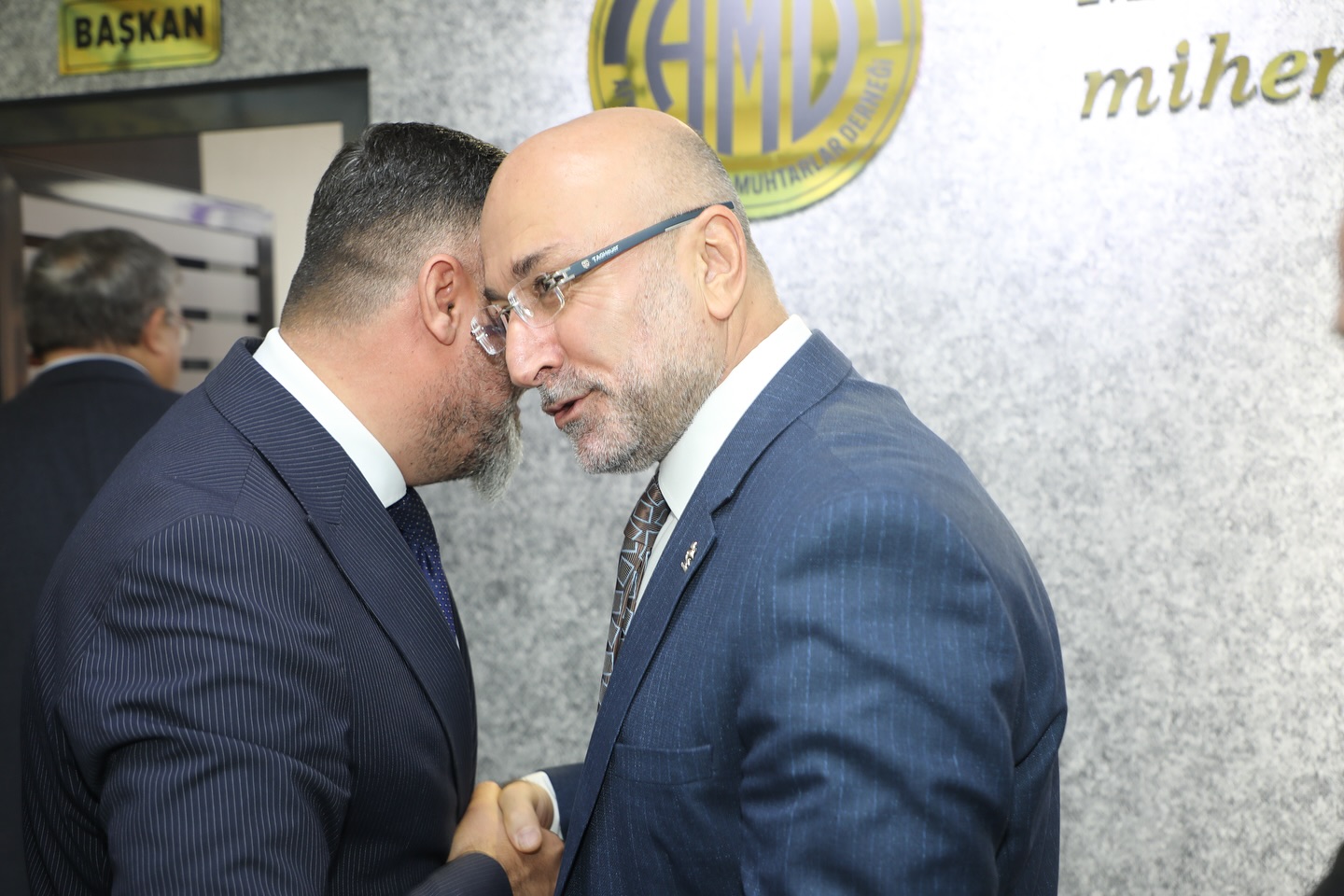 Milletvekili Yurdunuseven Muhtarlar Derneği Başkanı Uygur’u Ziyaret Etti