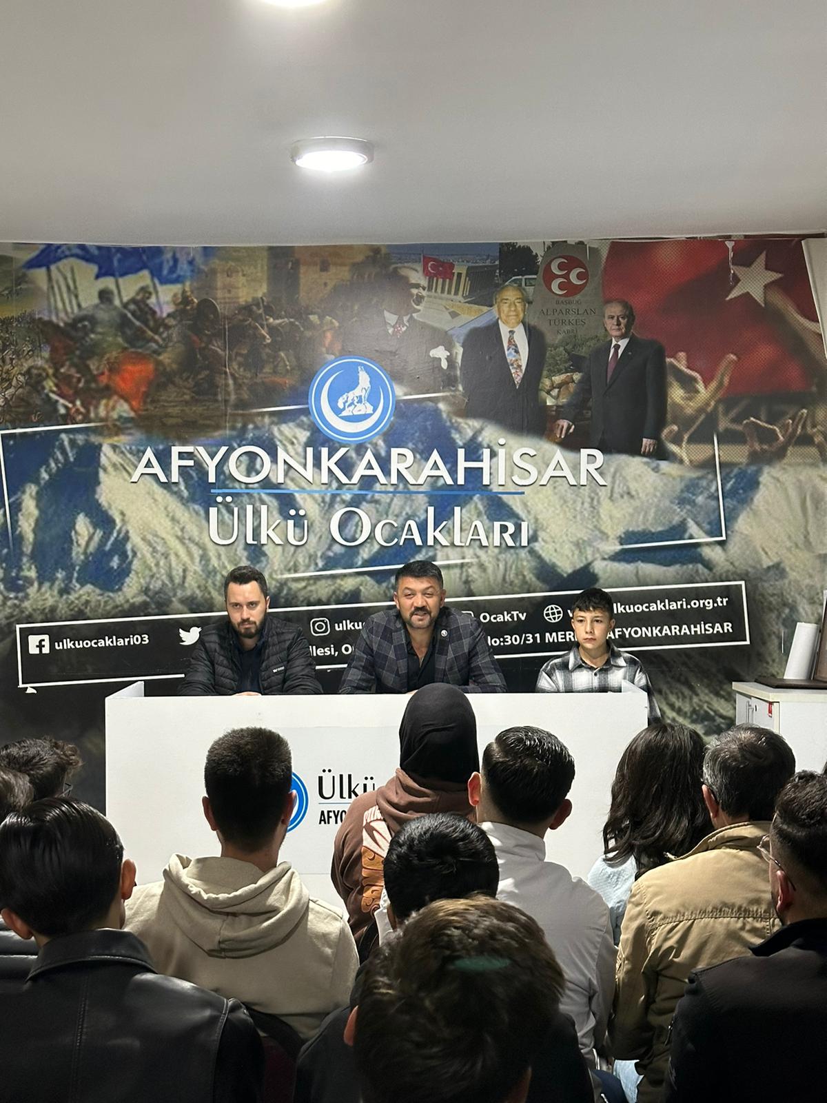 Afyonkarahisar Ülkü Ocakları'nda Cihan Hâkimiyeti Semineri Düzenlendi