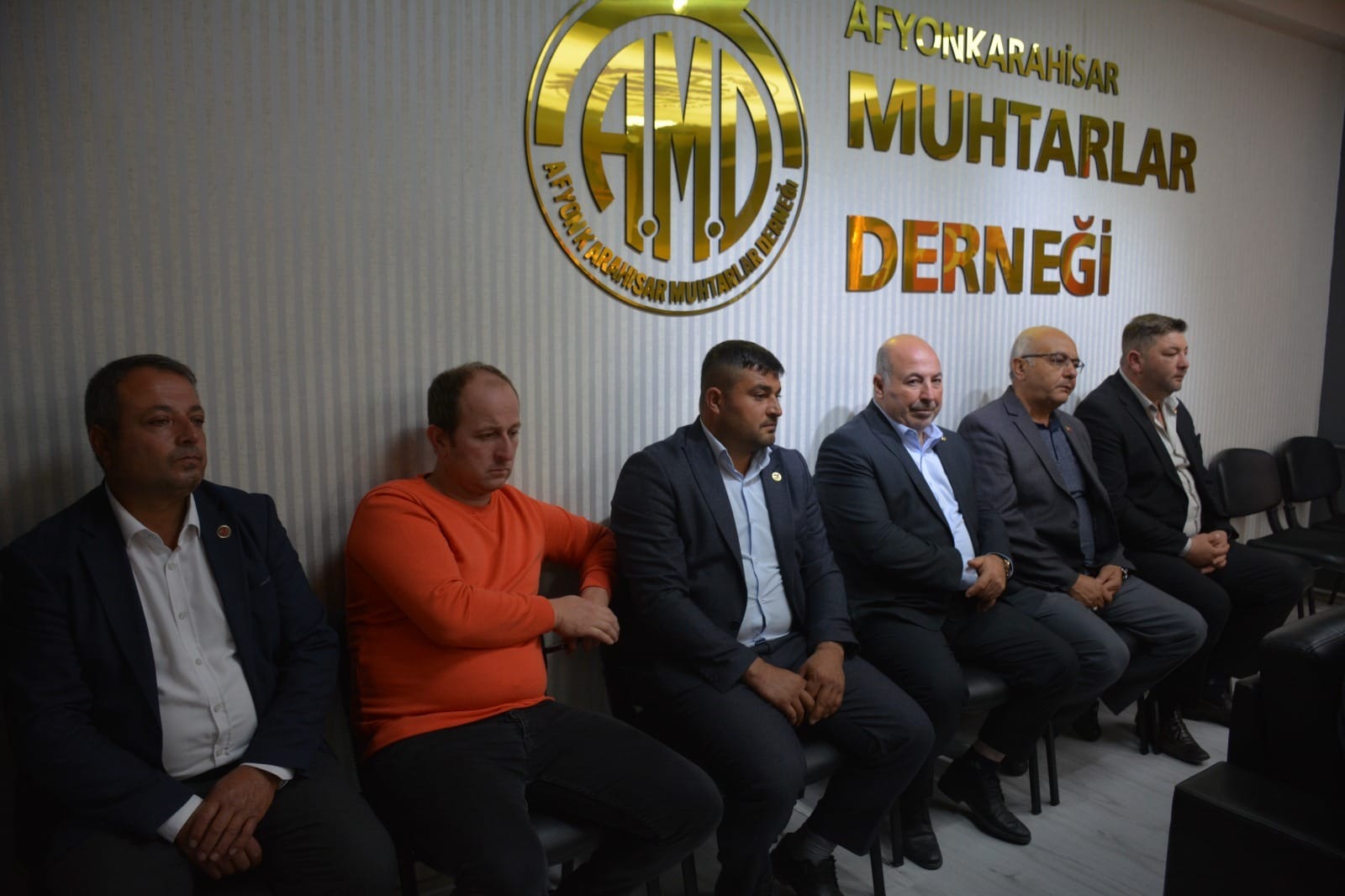 MHP Afyonkarahisar Teşkilatından Muhtarlar Derneği’ne Ziyaret