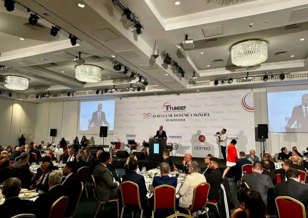 MİLLETVEKİLİ ARSLAN, TIBBİ CİHAZ ÜRETİCİ VE TEDARİKÇİ DERNEKLERİNİN DÜZENLEDİĞİ PROGRAMA KATILDI