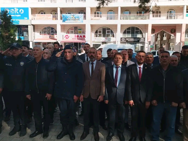 ŞUHUT'TA MUHTARLAR GÜNÜ DOLAYISIYLA PROGRAM DÜZENLENDİ