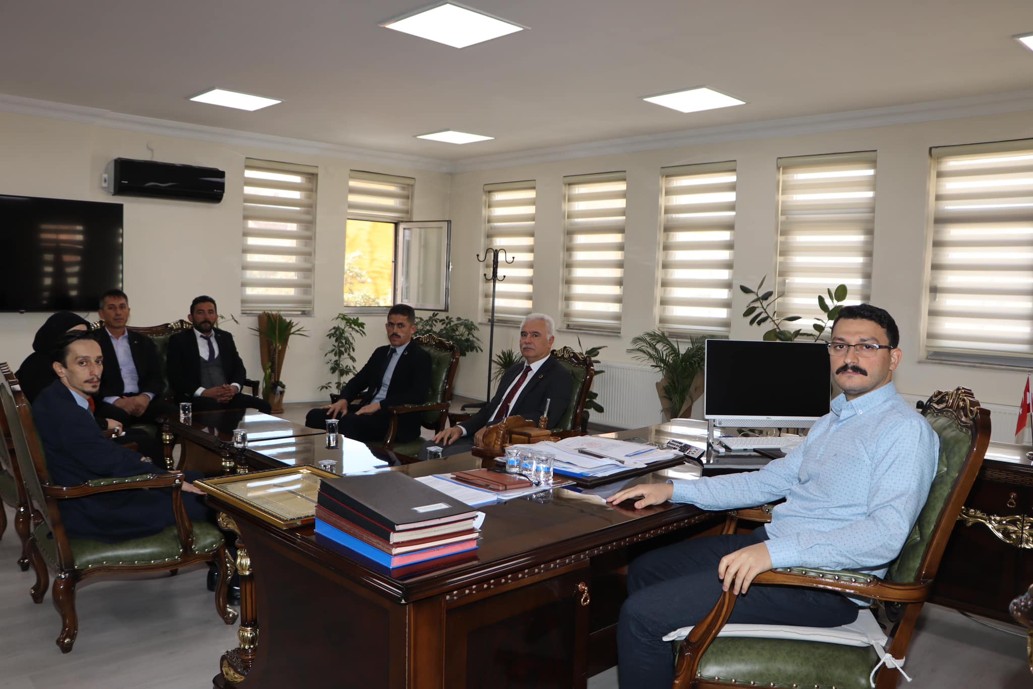 MHP Emirdağ İlçe Başkanı Demiral’dan Kaymakam Yasin Akgül'e Ziyaret