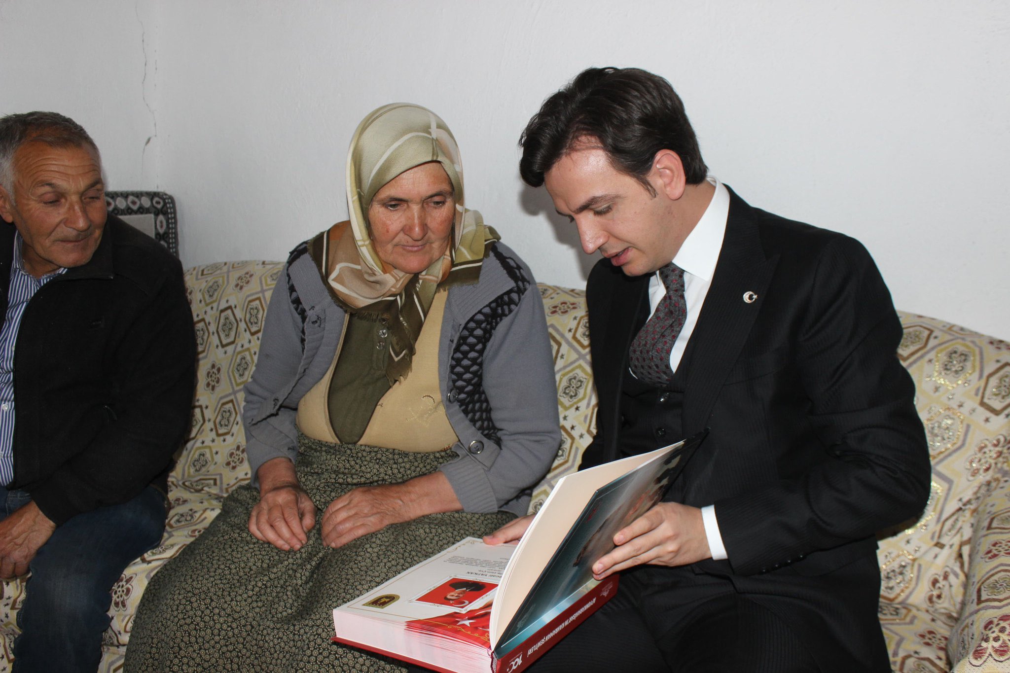 Görev Süresi Dolan Kaymakam Akpınar İlçeye Duygu Yüklü Kelimelerle Veda Etti