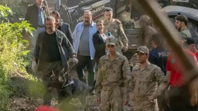 Arka Sokaklar'da gündemden düşmeyen o sahne: Narin Güran olayı Sosyal Medya’yı ikiye böldü