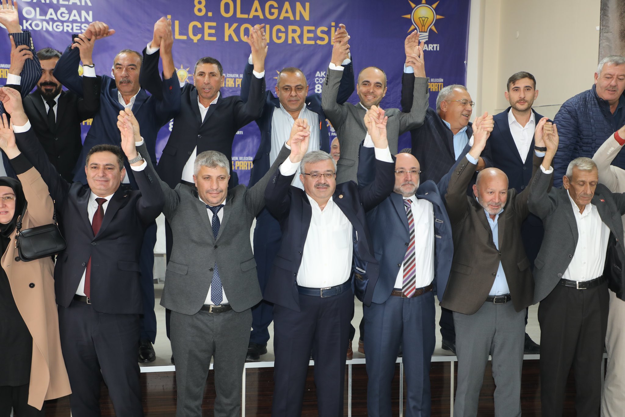 Çobanlar’da Mevcut Başkan Yeşil, Güven Tazeledi!
