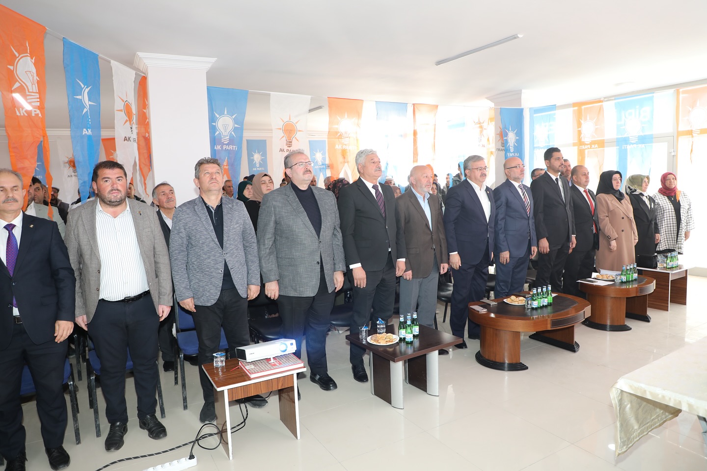 Işıklar Belde Kongresi'nde Türkan Güven Tazeledi!
