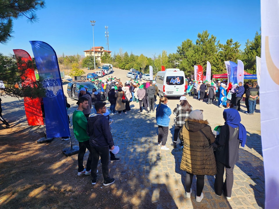 Afyon’da Ormanlar için  El Ele Verdiler