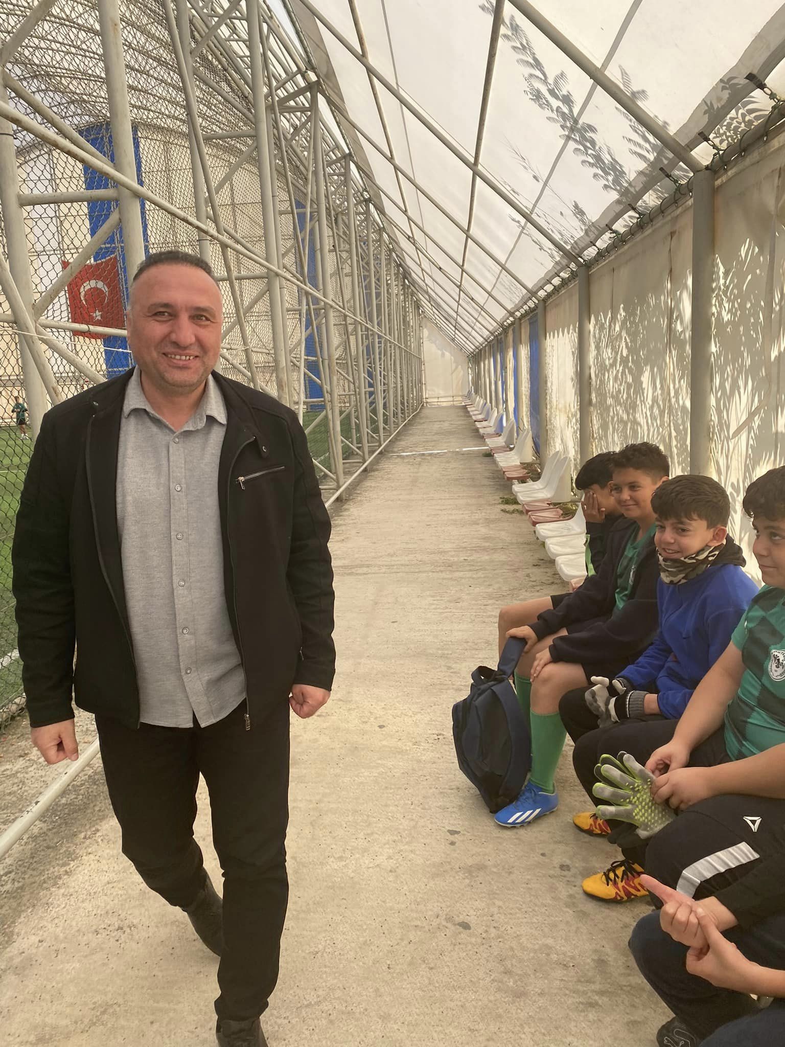 Başkan Kantartopu’ndan Futbol Okulu’na Anlamlı Ziyaret