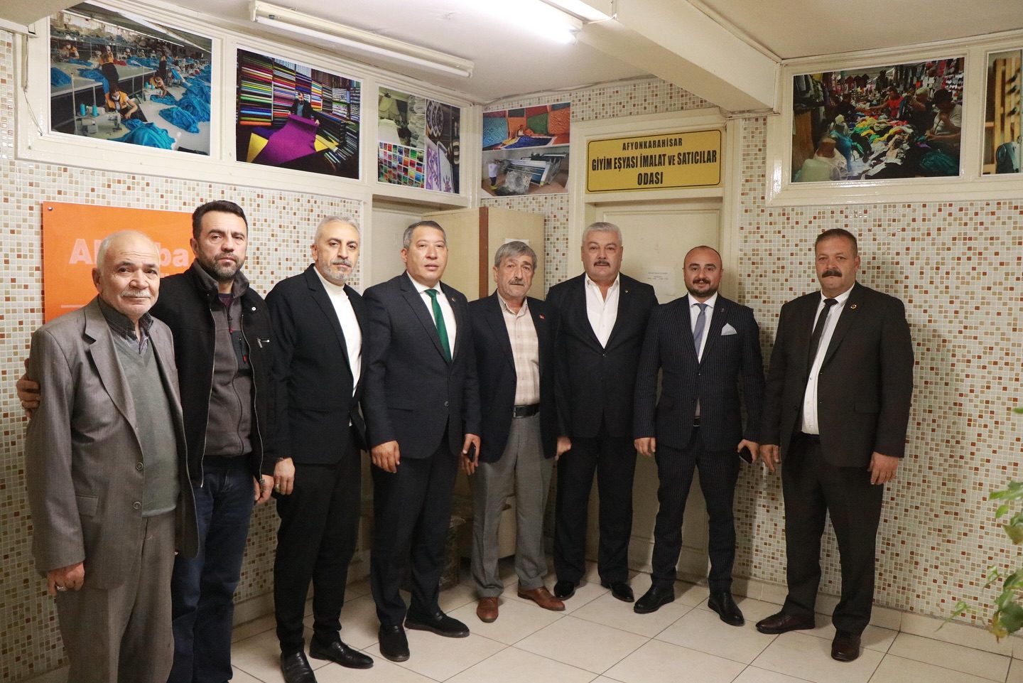 BAŞKAN TOPÇU ESNAF ODASINI ZİYARET ETTİ