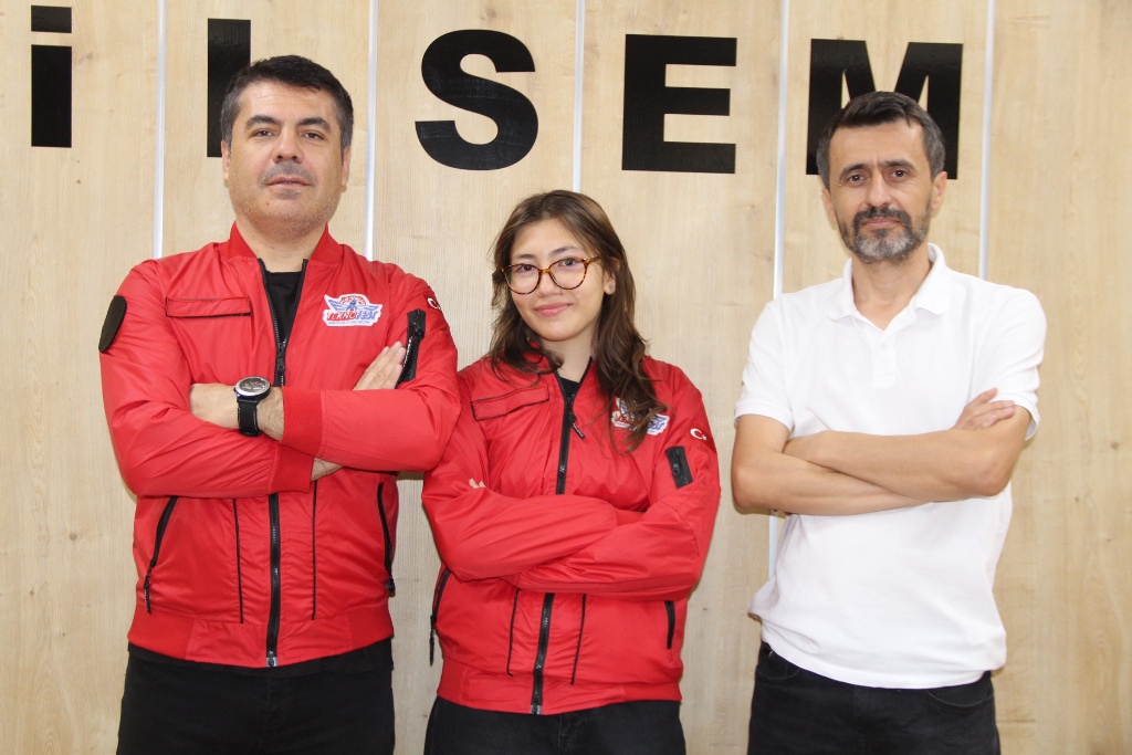 KUTUP ARAŞTIRMALARI DEVLET STRATEJİSİ HALİNE GELDİ