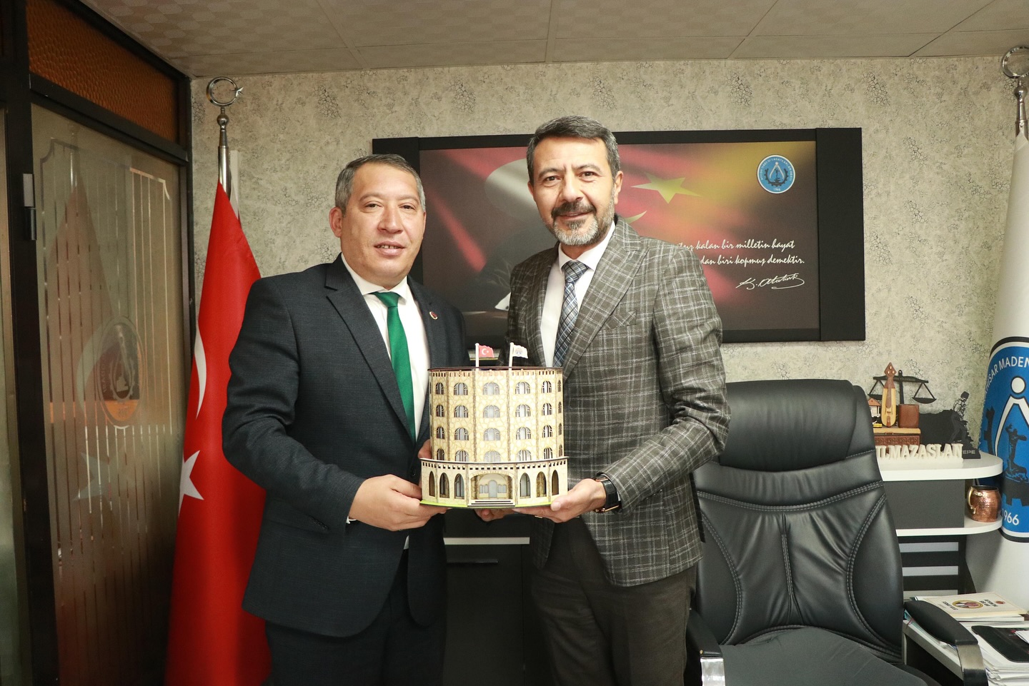 Başkan Topçu’dan Madeni Sanatkârlar Odasına Ziyaret