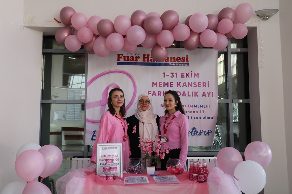 FUAR HASTANESİ'NDE MEME KANSERİ FARKINDALIK STANDINA YOĞUN İLGİ