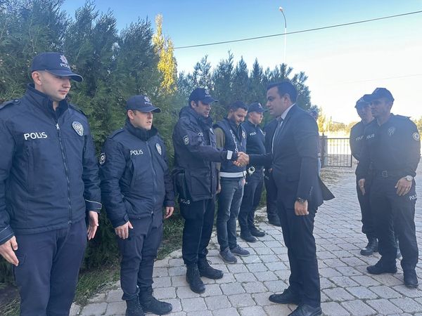 KAYMAKAM HALİS, BAŞMAKÇI İLÇE EMNİYET AMİRLİĞİNİ ZİYARET ETTİ