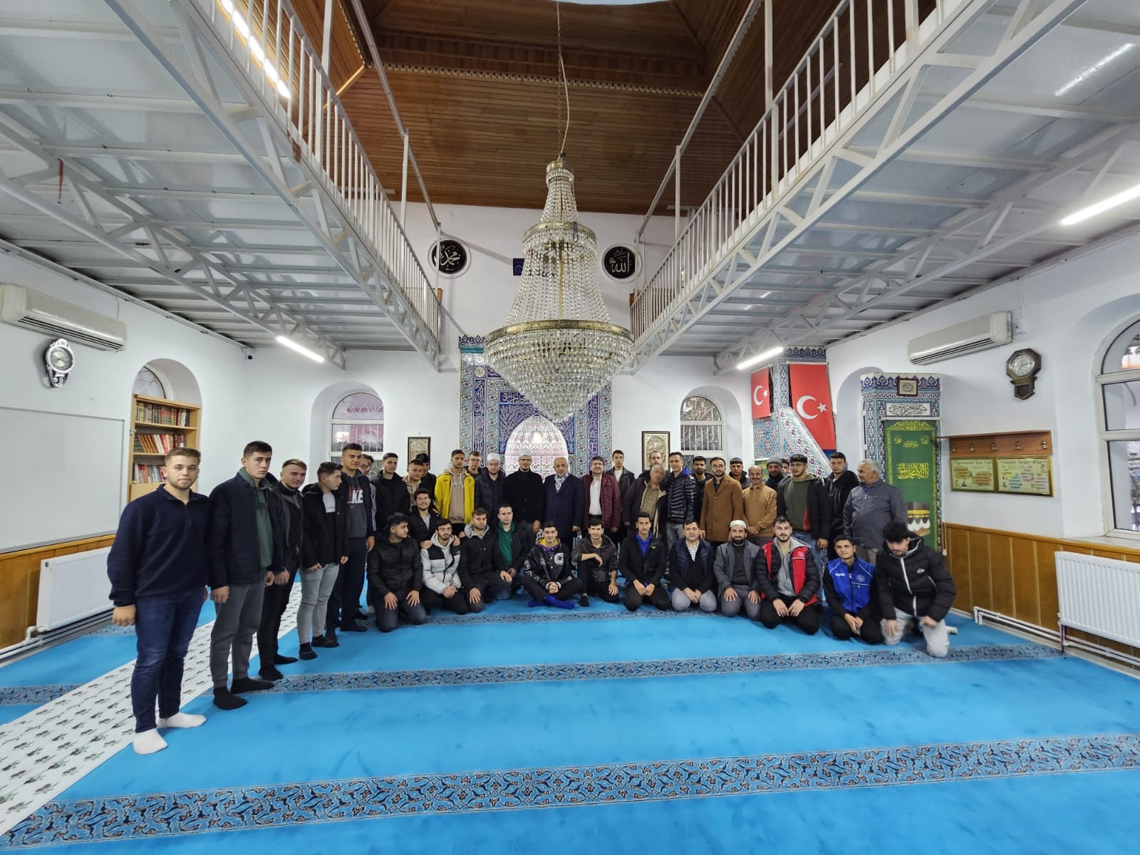GENÇLERLE SABAH NAMAZI BULUŞMASI GERÇEKLEŞTİ