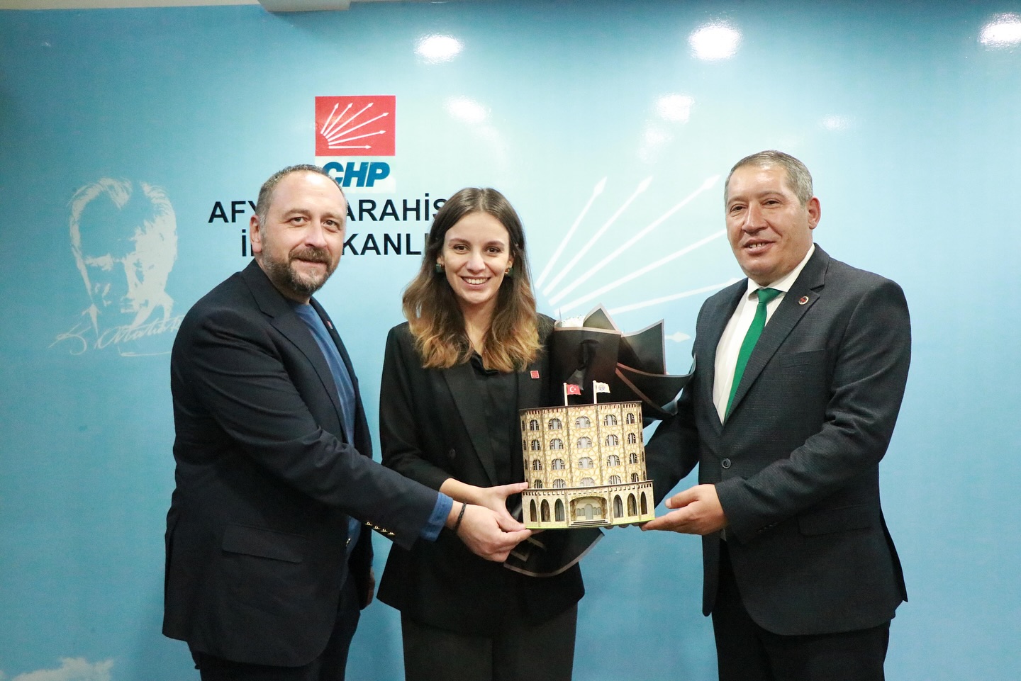 Başkan Topçu İl Başkanı Duha’yı Ziyaret Etti