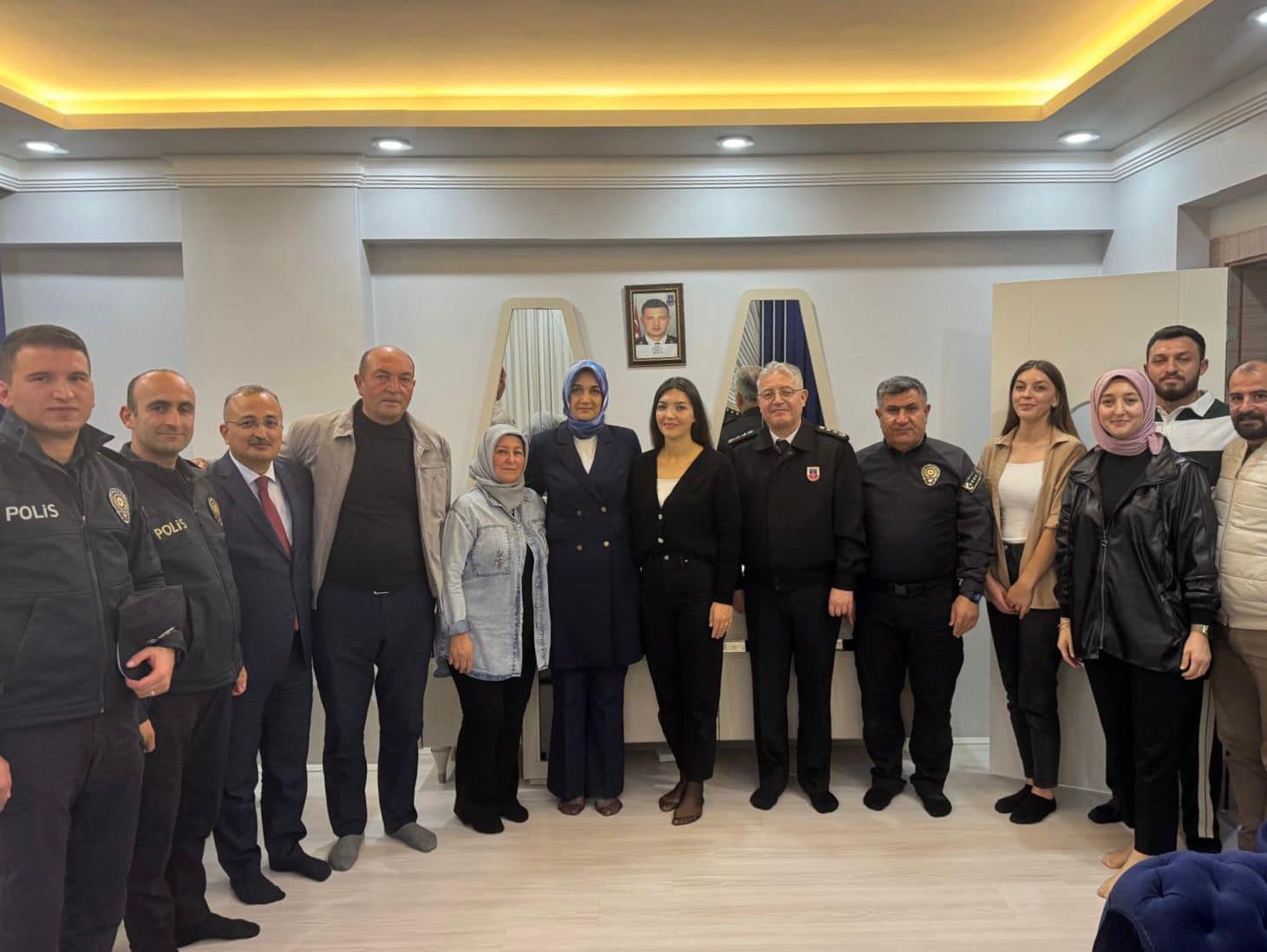 Vali Yiğitbaşı Şehit Ailesini Ziyaret Etti