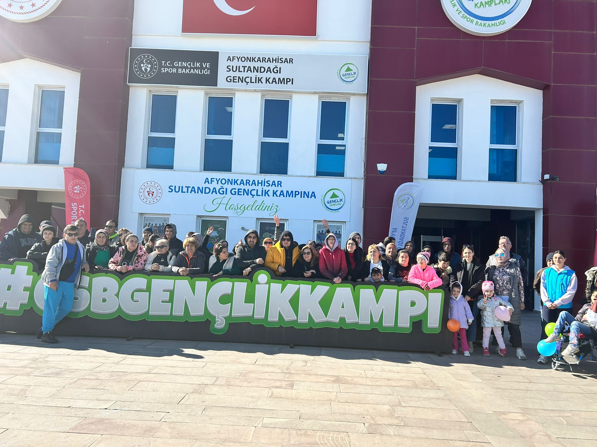 450 Otizmli Gencin Katılımıyla Anlamlı Kamp Etkinliği