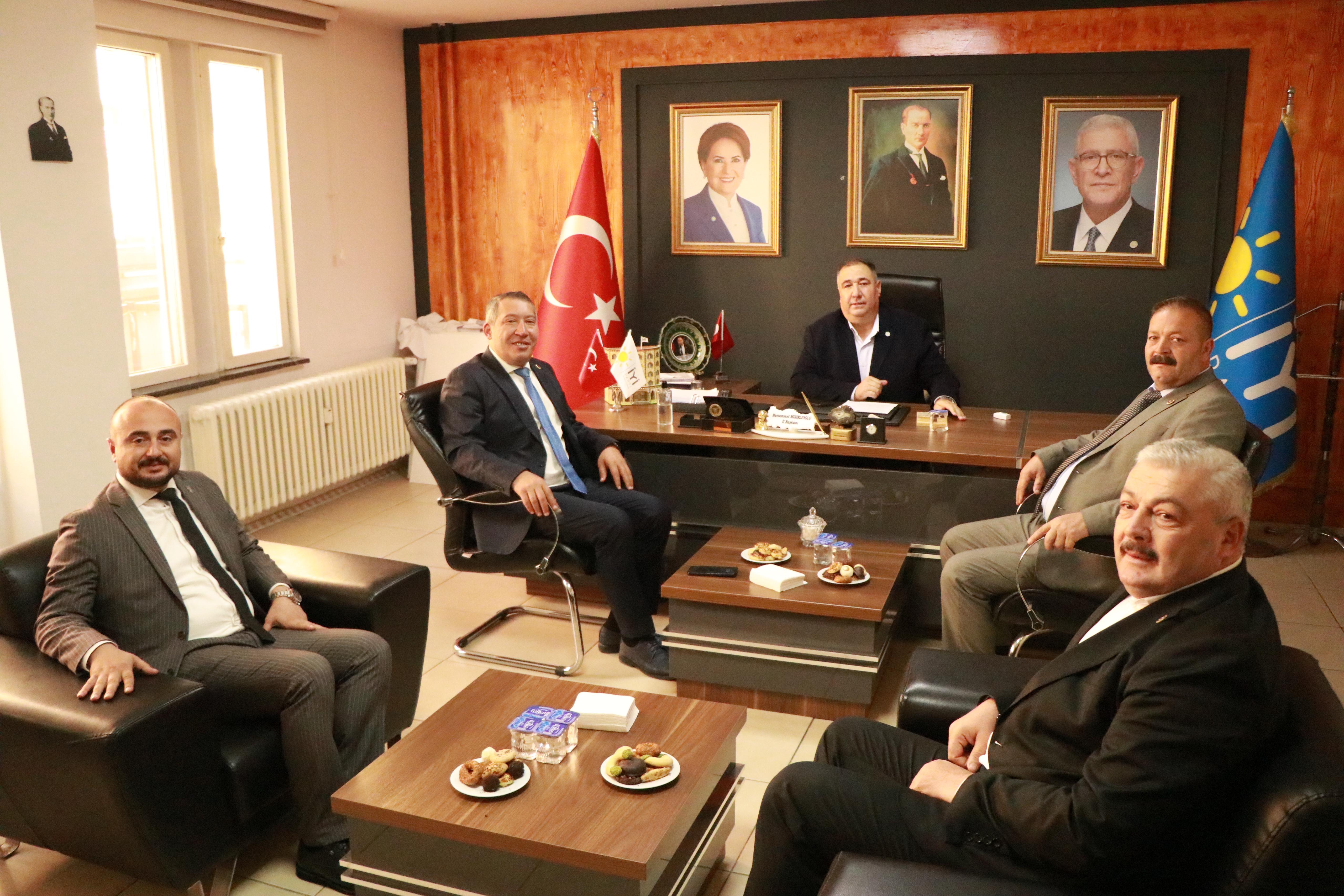 Başkan Topçu'dan Mısırlıoğlu’na Nezaket Ziyareti