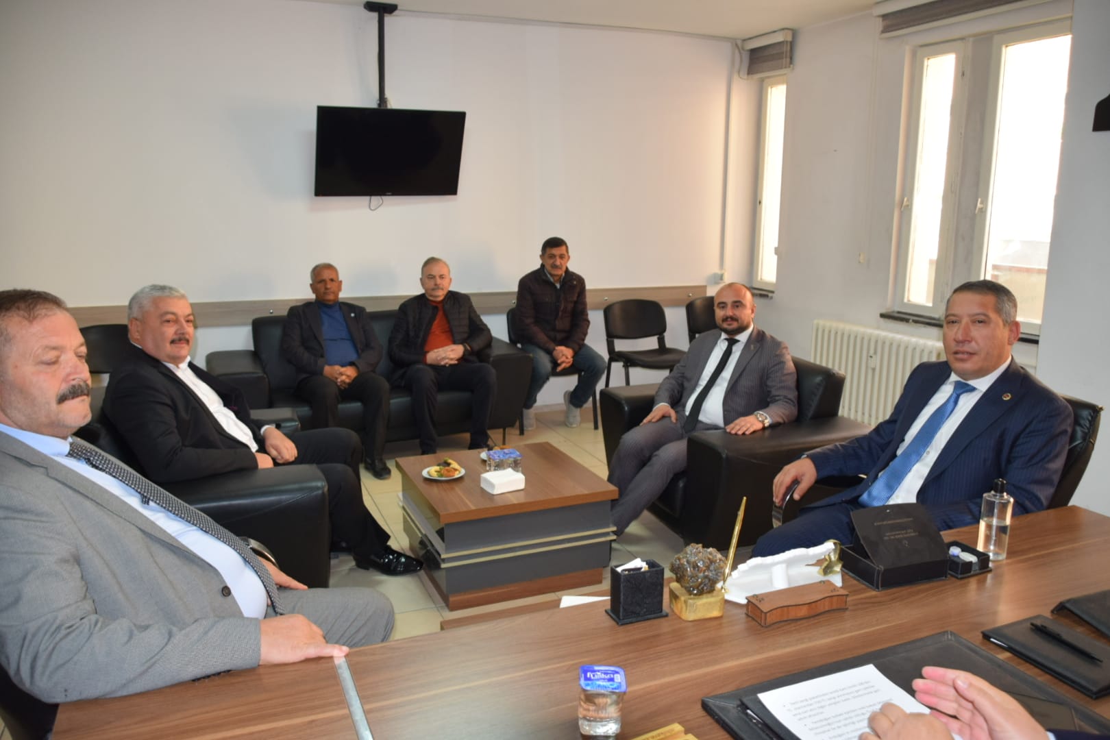 Başkan Topçu'dan Mısırlıoğlu’na Nezaket Ziyareti