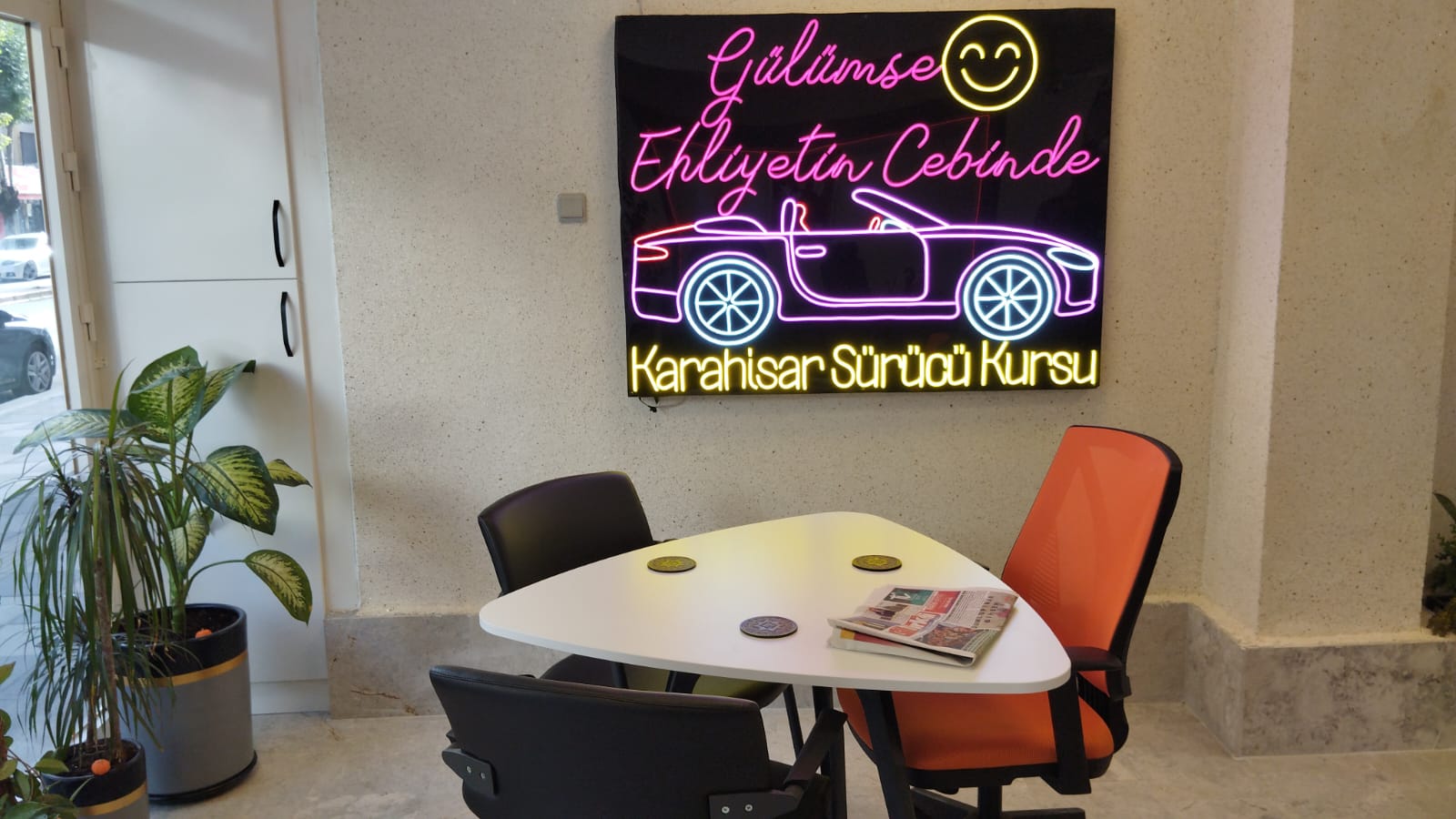 Modern eğitimde yeni dönem başlıyor!  ‘Karahisar Sürücü Kursu’ Yenilenen Yüzüyle Eğitimde İddialı Dönüş