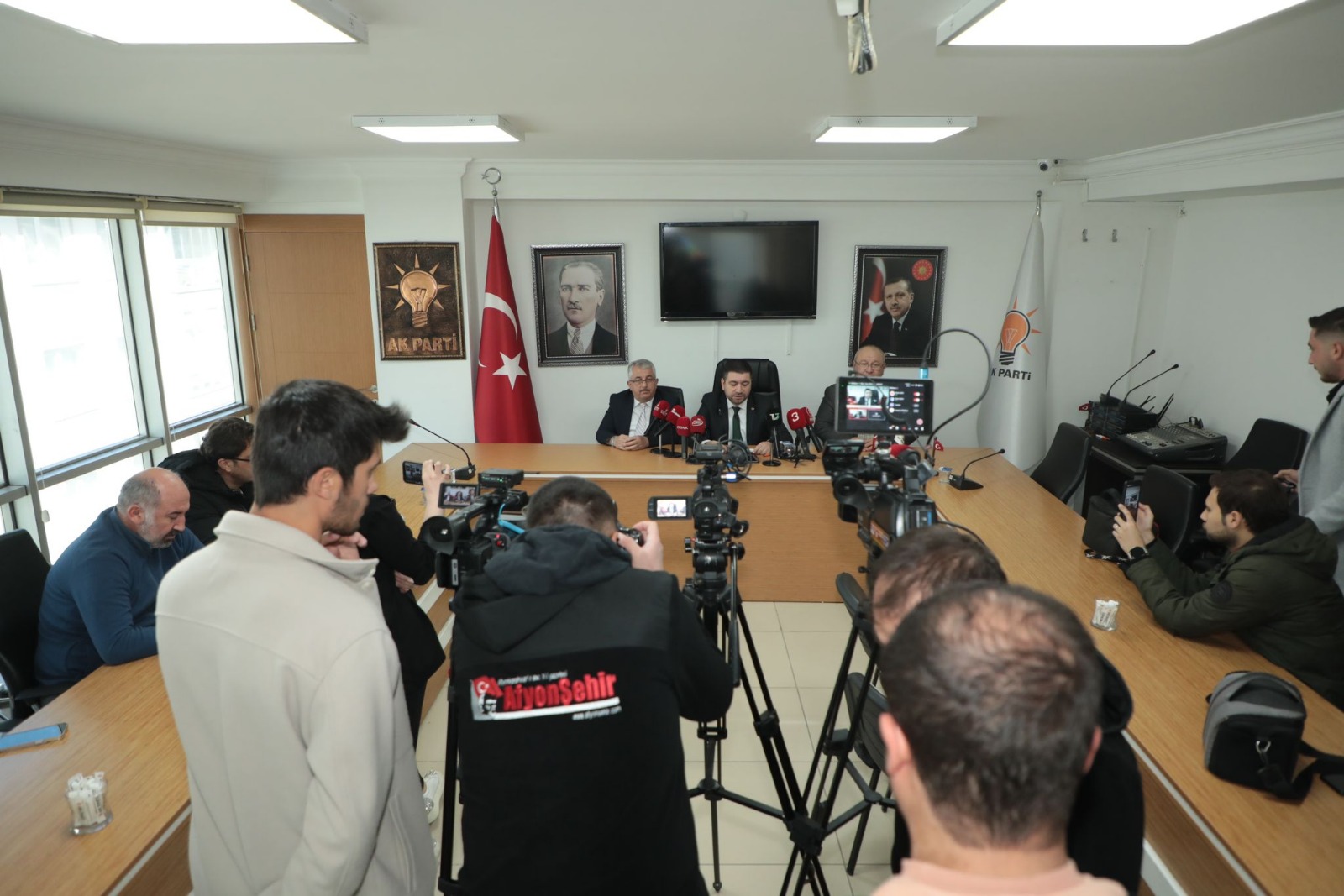 “Afyonspor bir kesime mal edilebilecek kadar küçük bir kulüp değildir”