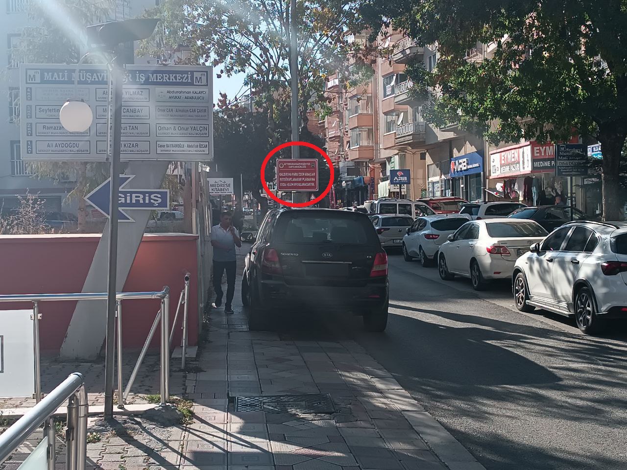 Afyon'da kaldırıma araba park etmek serbest mi oldu?