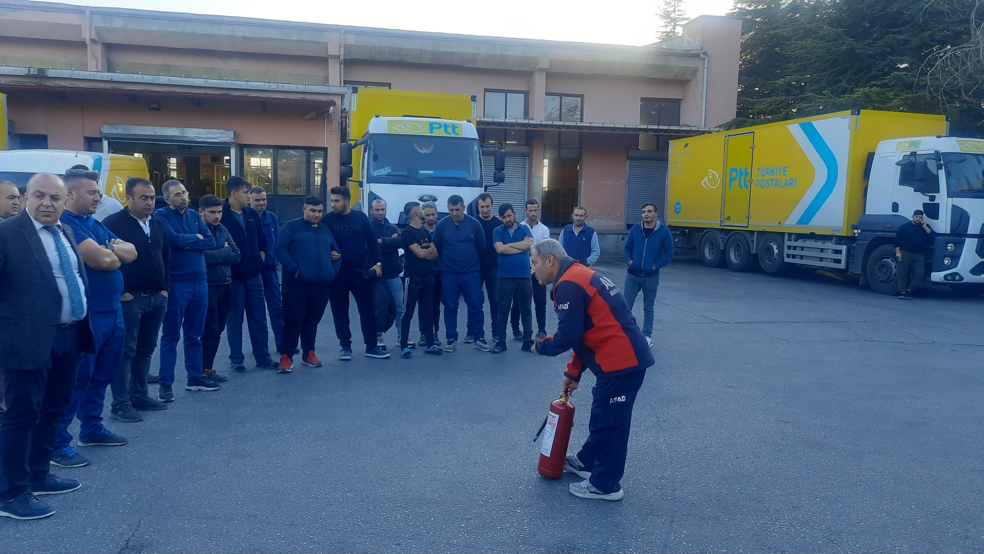 Afyonkarahisar’da PTT Personeline Afet Farkındalık Eğitimi