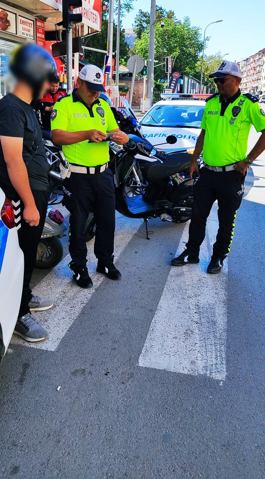 3 BİN 788 MOTOSİKLET SÜRÜCÜSÜNE CEZAİ İŞLEM UYGULANDI