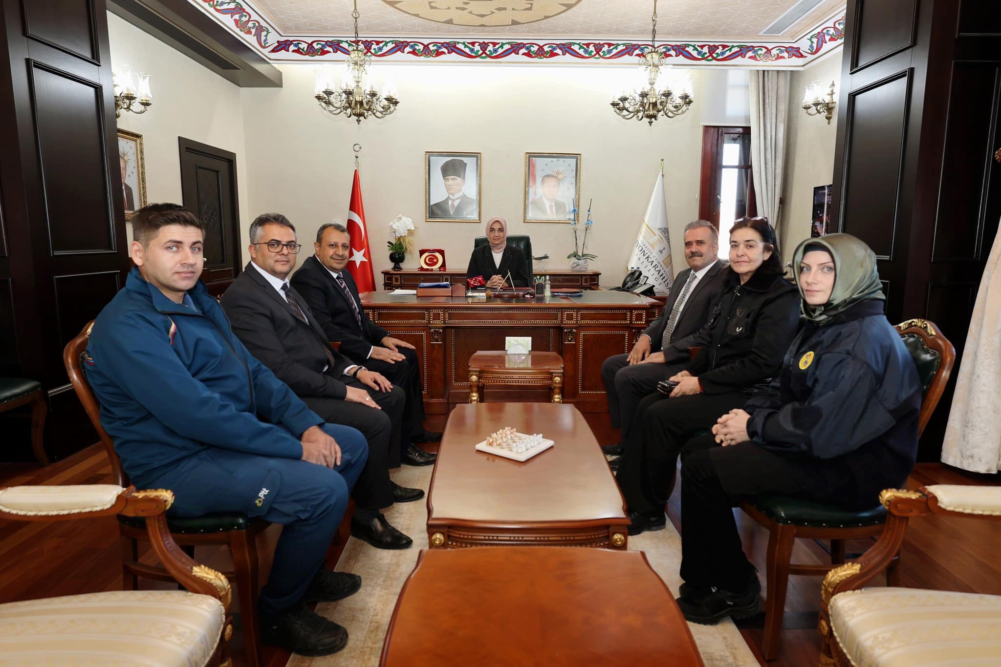 Vali Yiğitbaşı, PTT Heyetini Kabul Etti