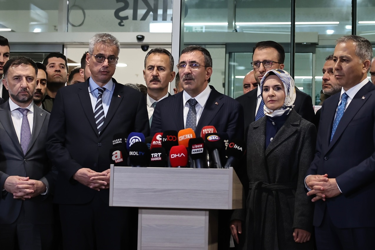 Afyonlu Bakan Göktaş, TUSAŞ Yaralılarını Ziyaret Etti
