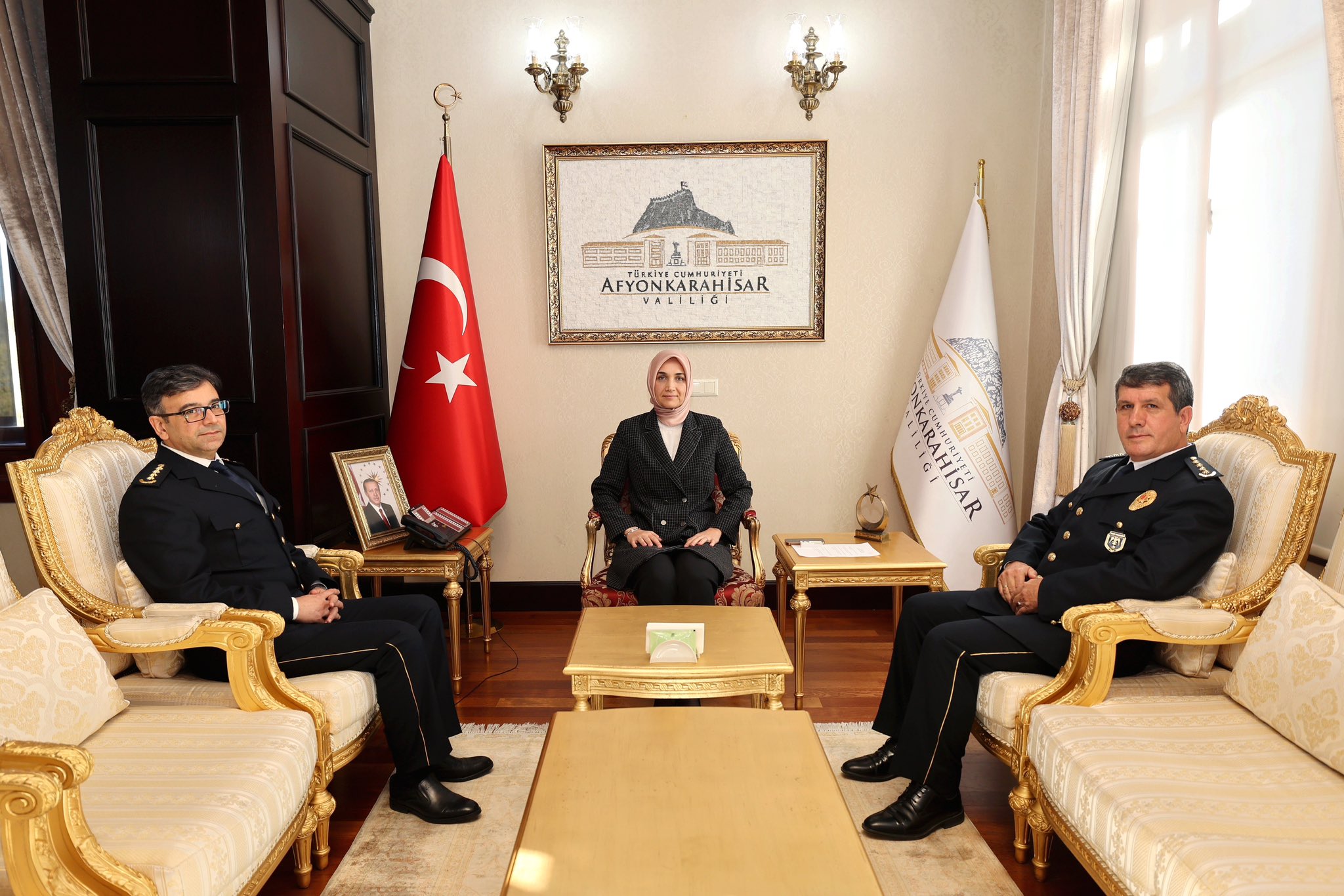 Vali Yiğitbaşı Polis Eğitim Merkezleri Müdürlerini Kabul Etti