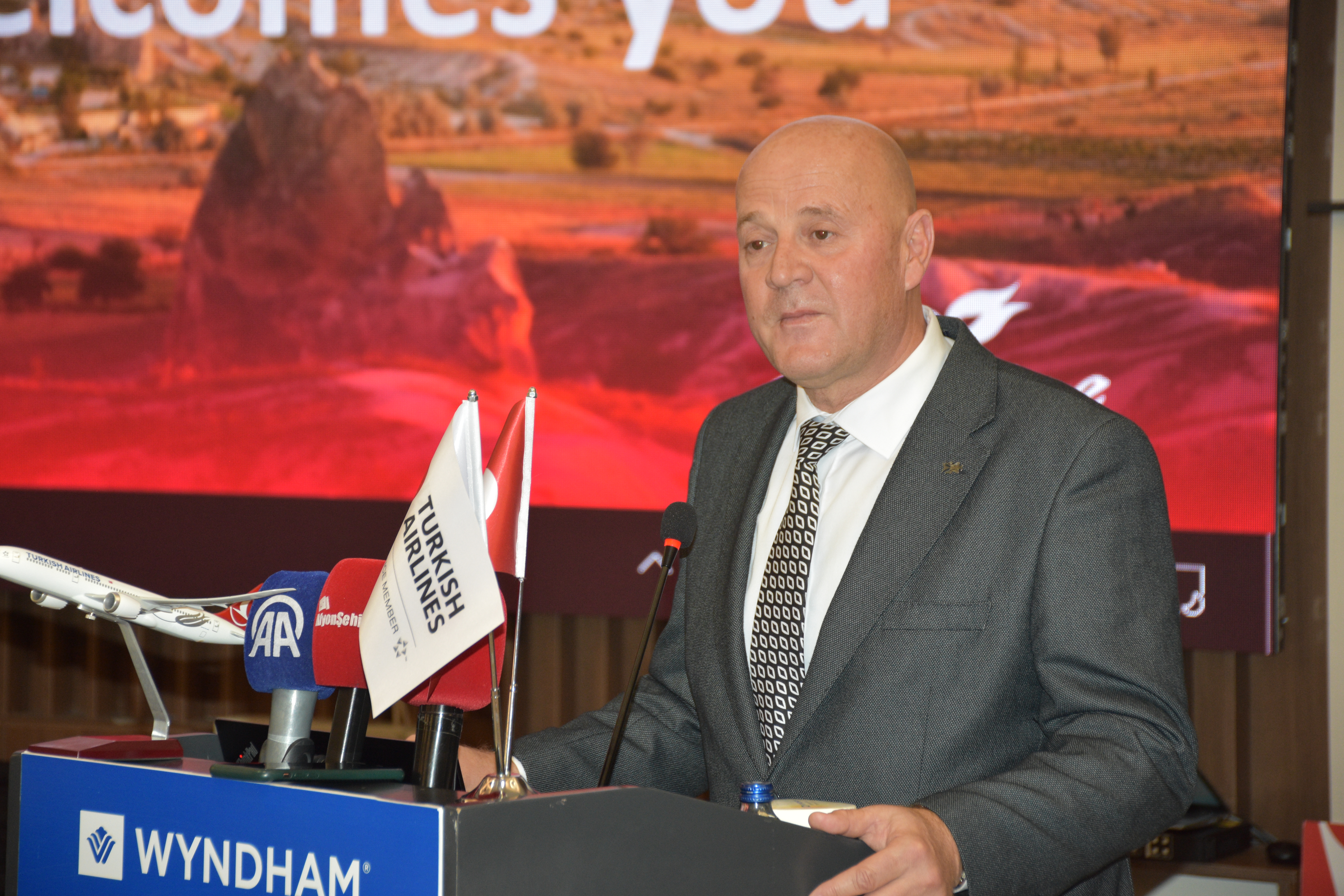 Afyonkarahisar'da TÜRSAB ve Termal Otelciler, Yabancı Seyahat Acenteleri Yöneticileriyle Buluştu