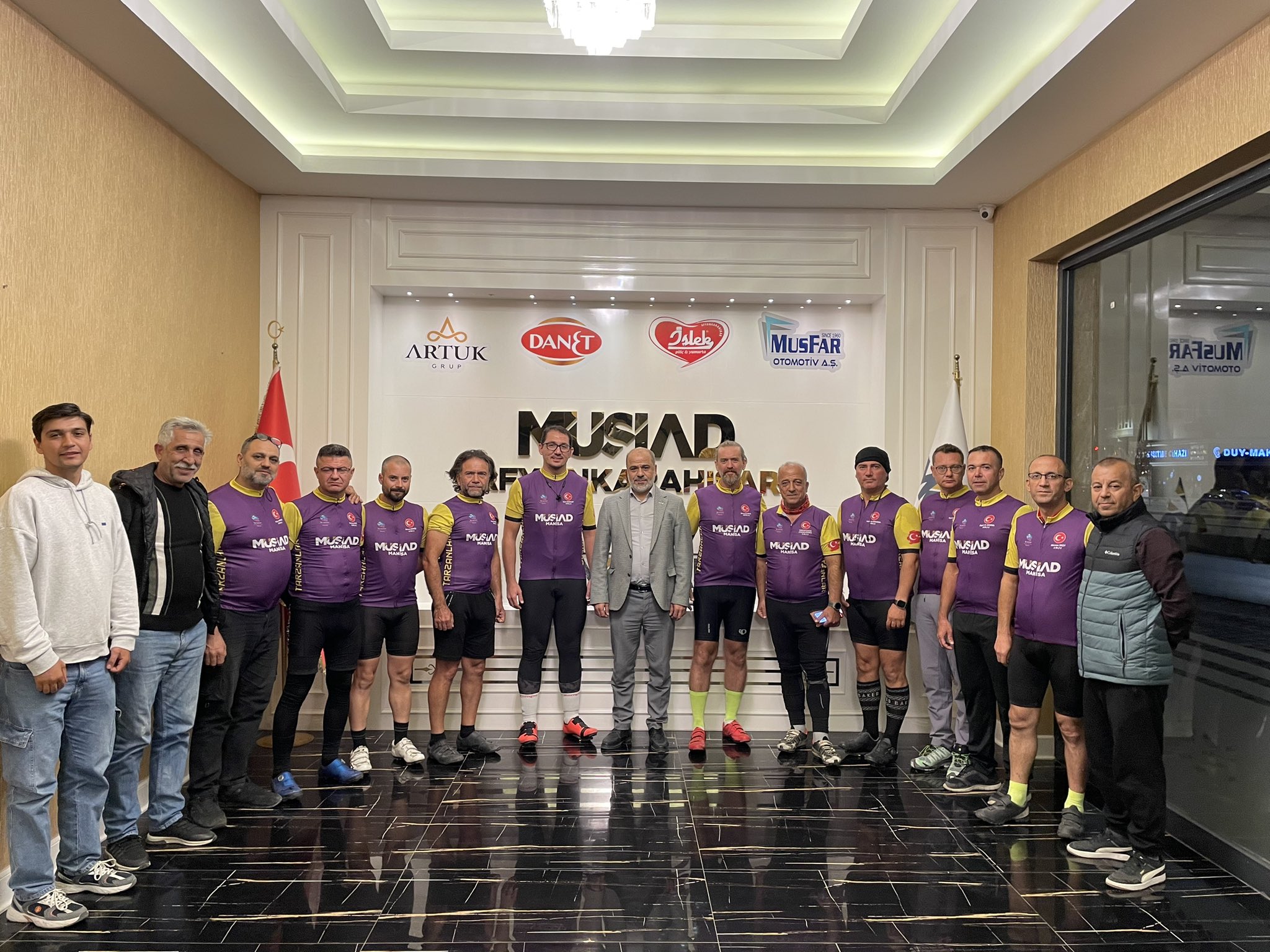 MÜSİAD'dan “Şiddete Yol Verme, Bisiklete Yol Ver" Projesine Destek