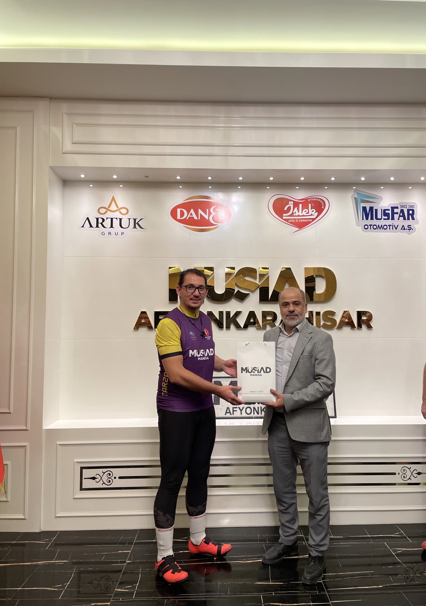 MÜSİAD'dan “Şiddete Yol Verme, Bisiklete Yol Ver" Projesine Destek