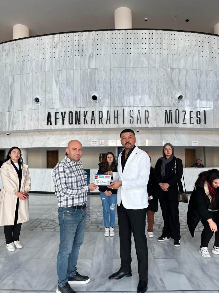 ÜLKÜ OCAKLARI, MÜZE'Yİ ZİYARET ETTİ