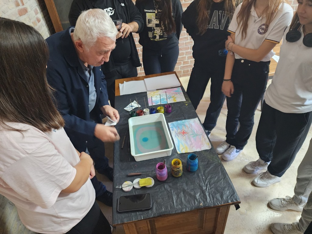 GENÇ OFİS'TE SANAT VE ZEKÂ DOLU ETKİNLİKLER DÜZENLENİYOR