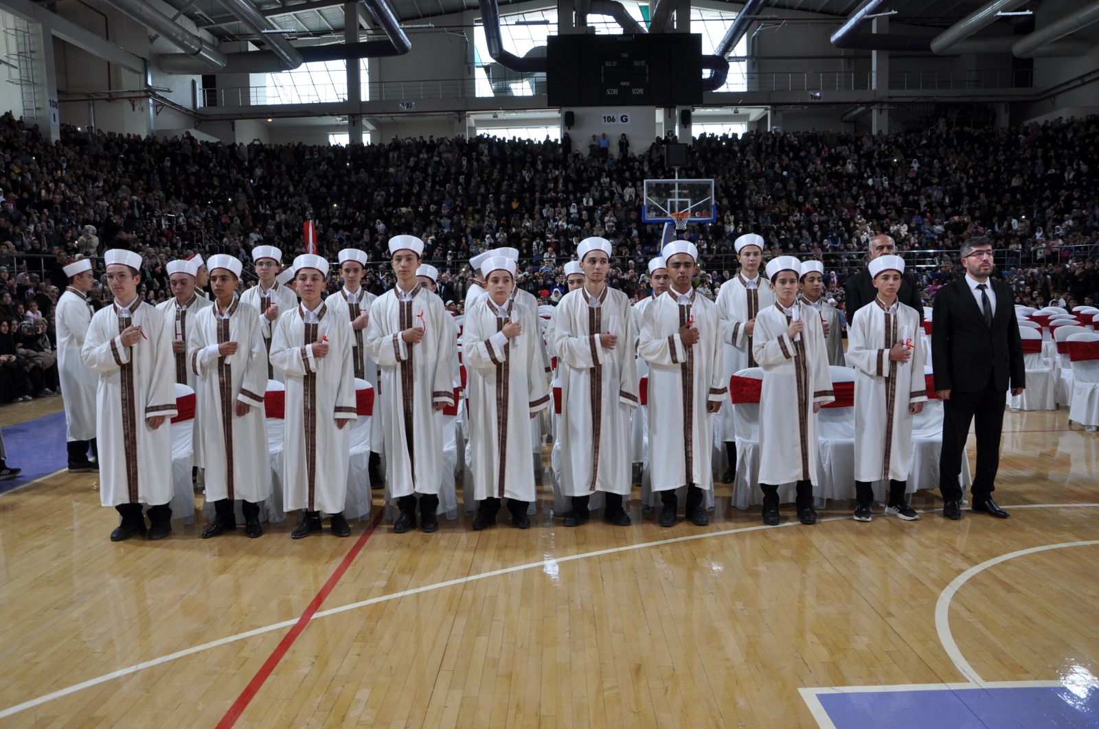 Afyon'da Aileler Gurur Duydu 201 Öğrenci Hafız Oldu