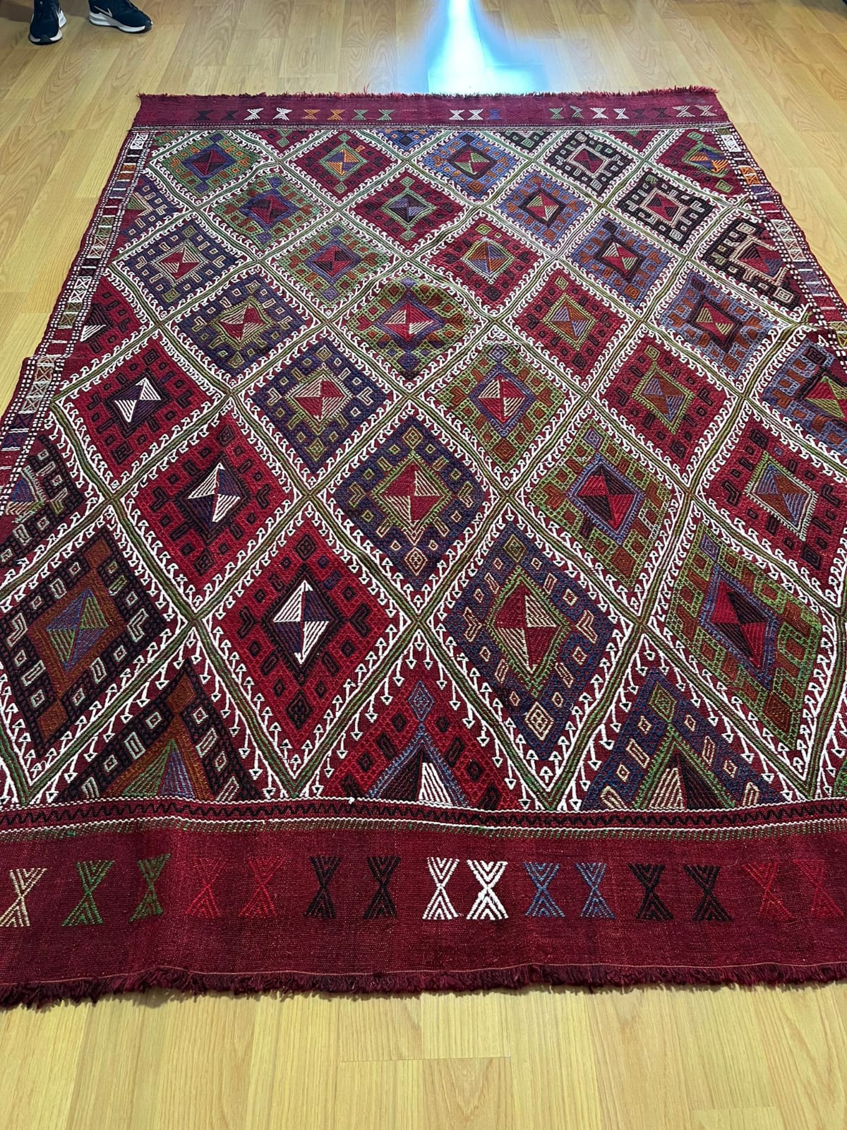 İlmek İlmek Anadolu: Ege Bölgesi Büyük Halı ve Kilim Müzayedesi Başlıyor!