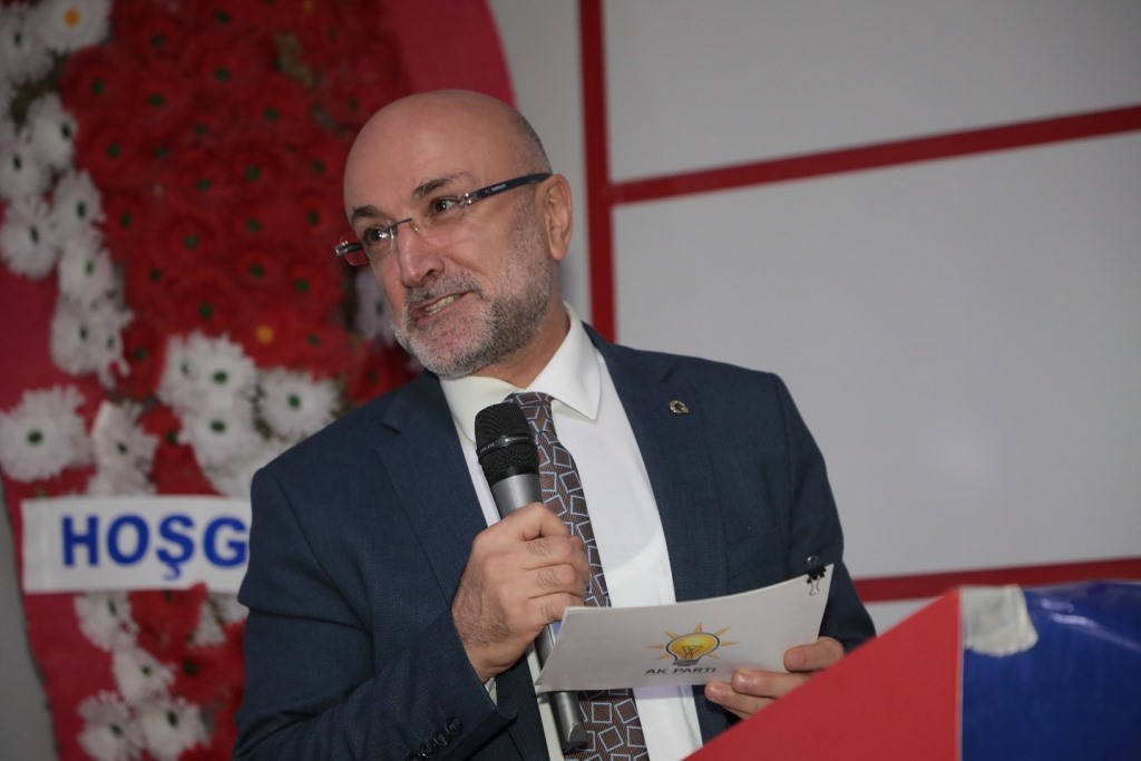 AK PARTİ İSCEHİSAR'DA KONGRE HEYECANI YAŞANDI